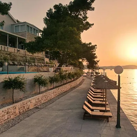 Milna Osam - Adults Only Hotel