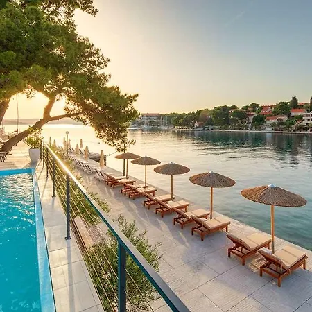 Hotel Osam - Adults Only